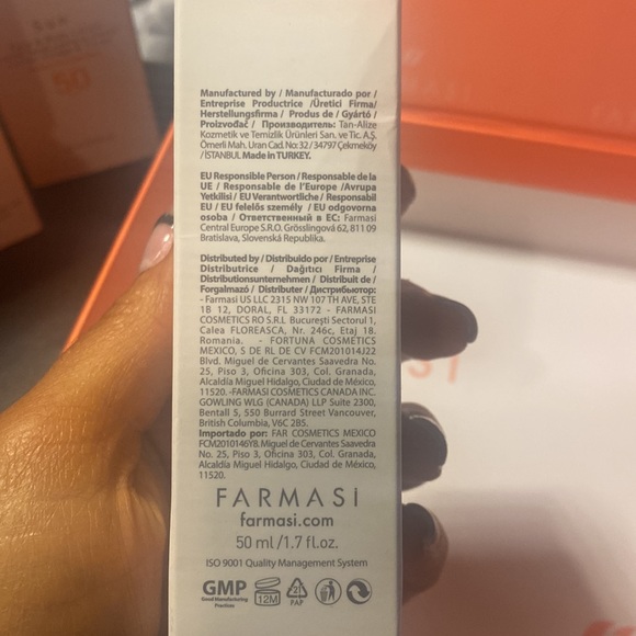 Farmasi - Picture 2 of 4